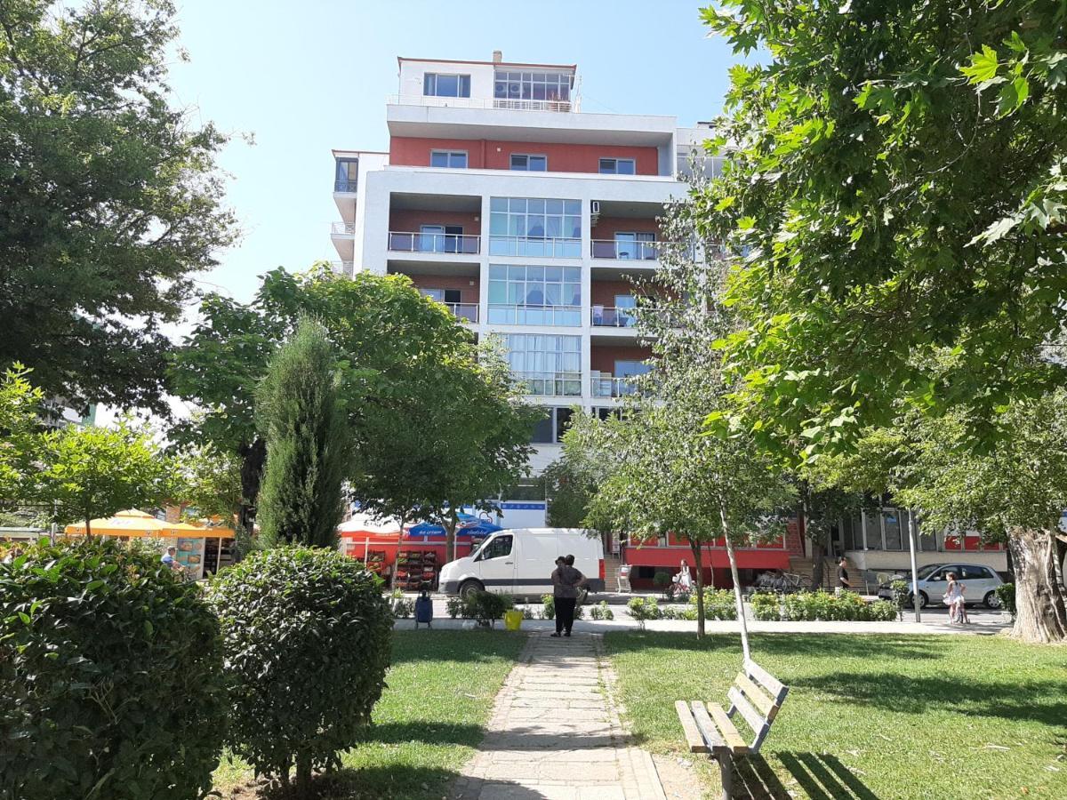 Elio'S Holiday Home Pogradec Exterior foto