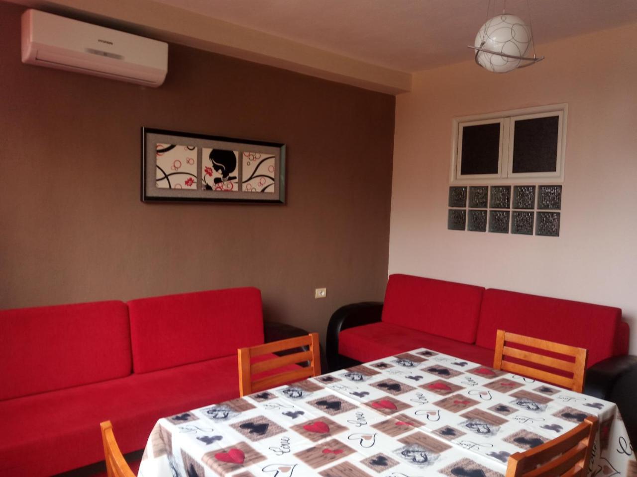 Elio'S Holiday Home Pogradec Exterior foto